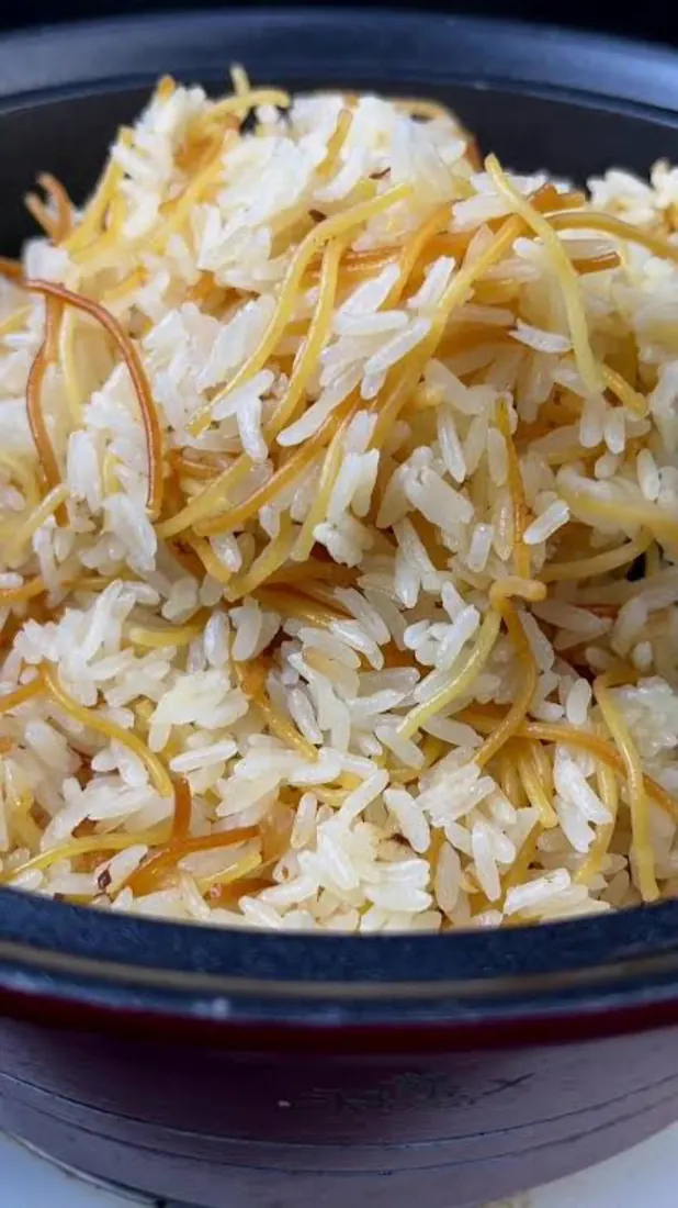 Aroni Rice and Chicken Stew