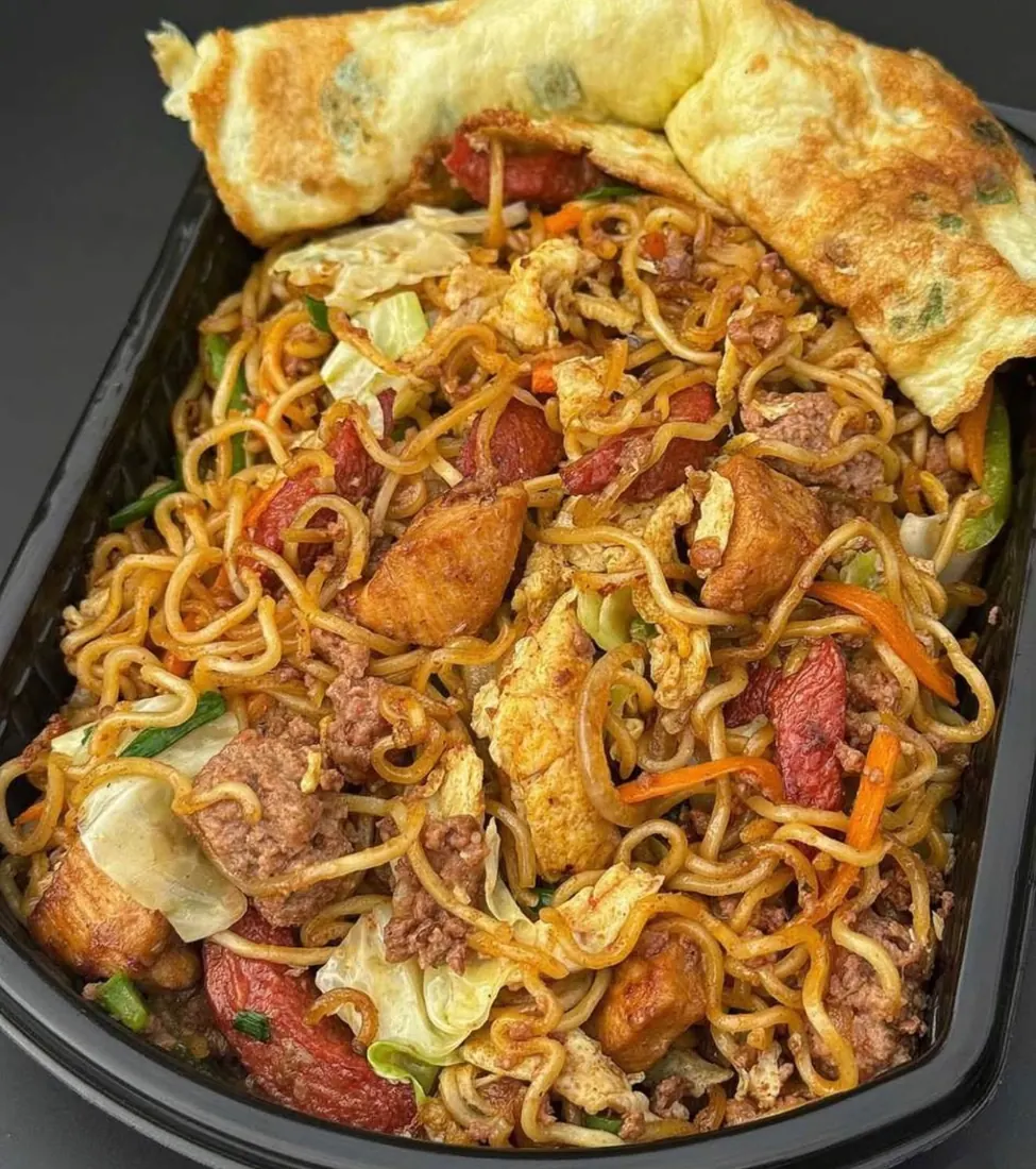 Spaghetti Jollof and Chicken